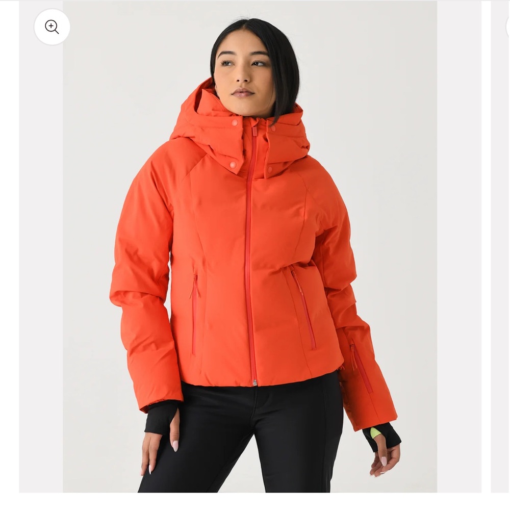 HALFDAYS
Women's Georgie Puffer Jacket